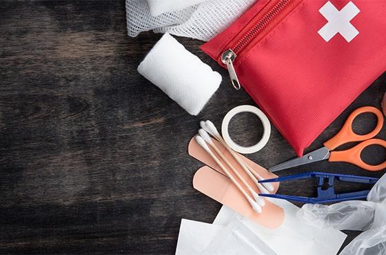 Trousse à pharmacie : l’essentiel à portée de main en toute occasion